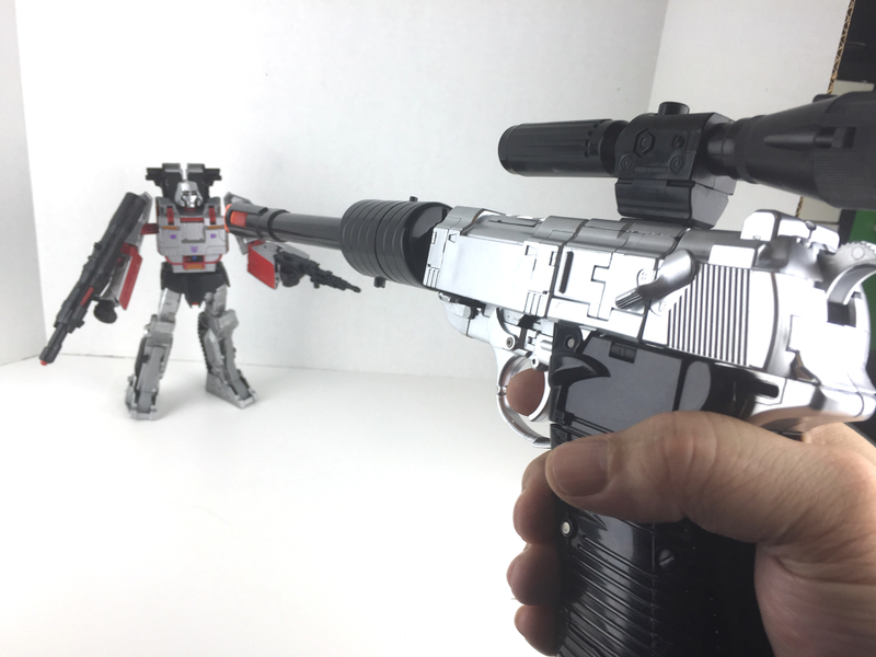 Illustration for article titled A Tale Of Two Megatrons